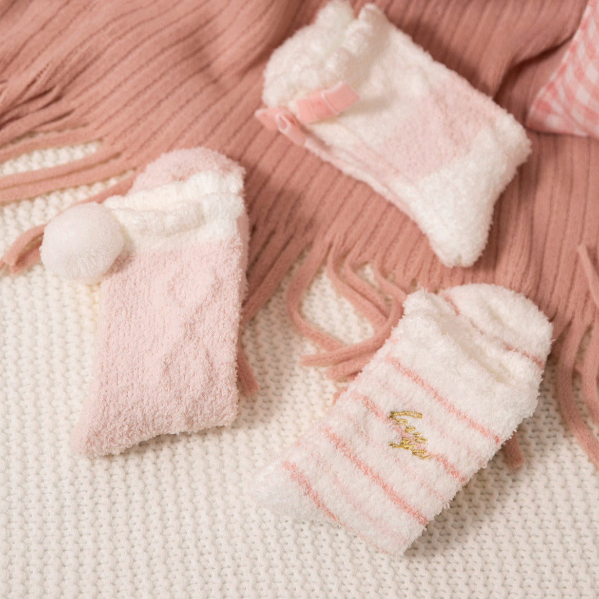 3-Pack rosa Muster-Kuschelsocken Gift Set